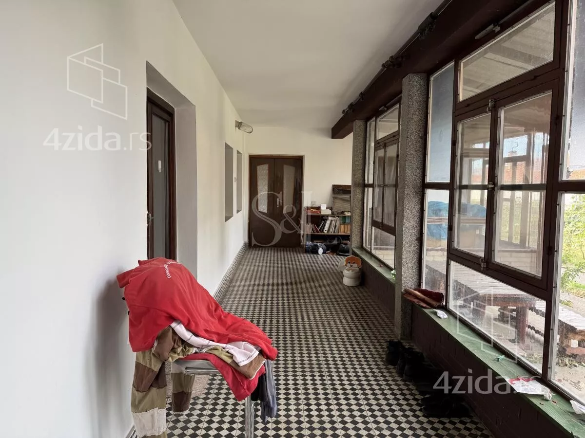 Kuća | 4zida