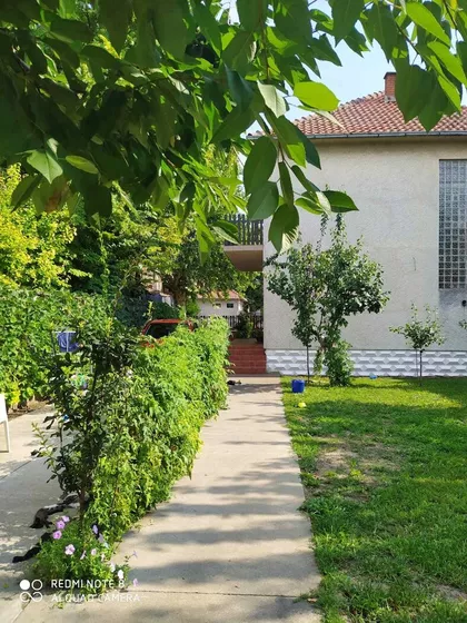 Heroja Raše | 4zida.rs