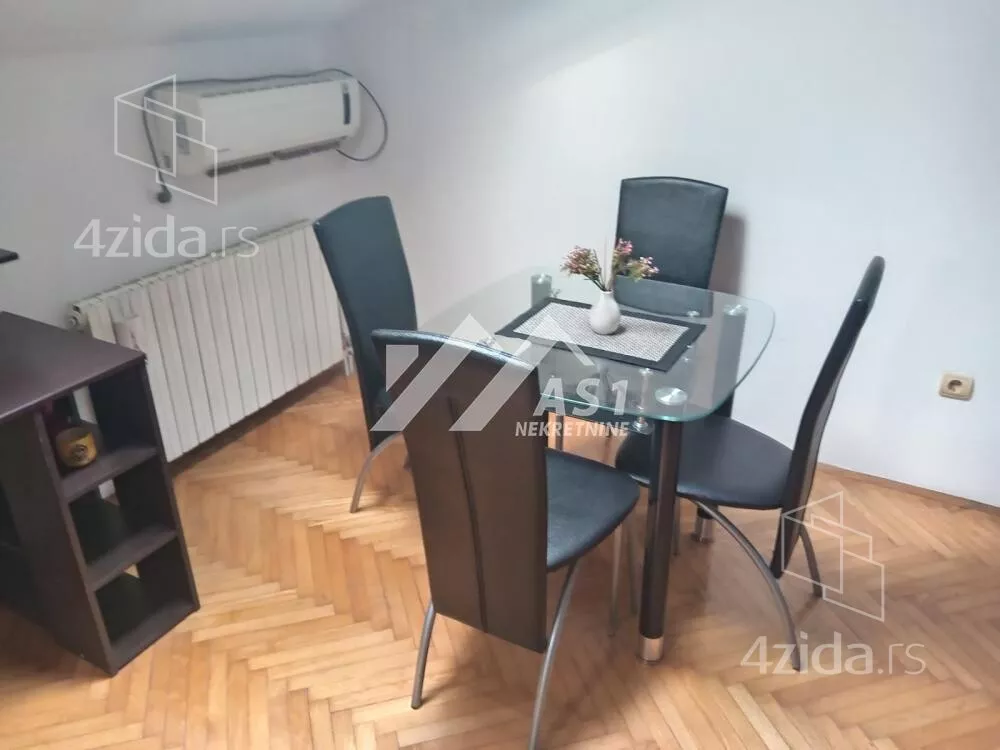 Garsonjera | 4zida