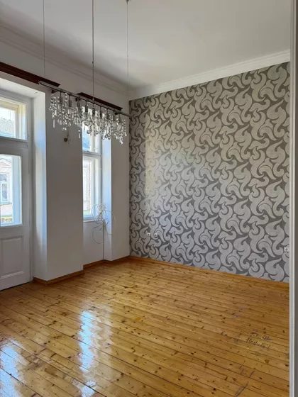 Železnička 4 | 4zida.rs