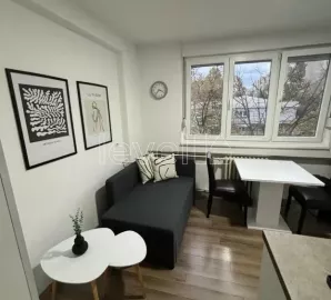 Železnička stanica, Banatić, Gradske lokacije, Novi Sad, 1.0 stan | 4zida.rs