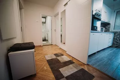 Sremska 1 | 4zida.rs