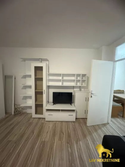 BULEVAR DESPOTA STEFANA | 4zida.rs