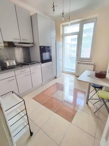 Vojvode Dobrnjca | 4zida.rs