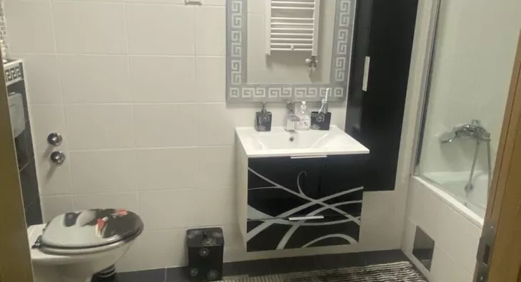 Četvoroiposoban stan | 4zida