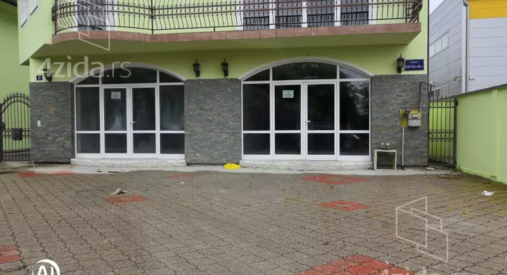 Poslovni prostor | 4zida