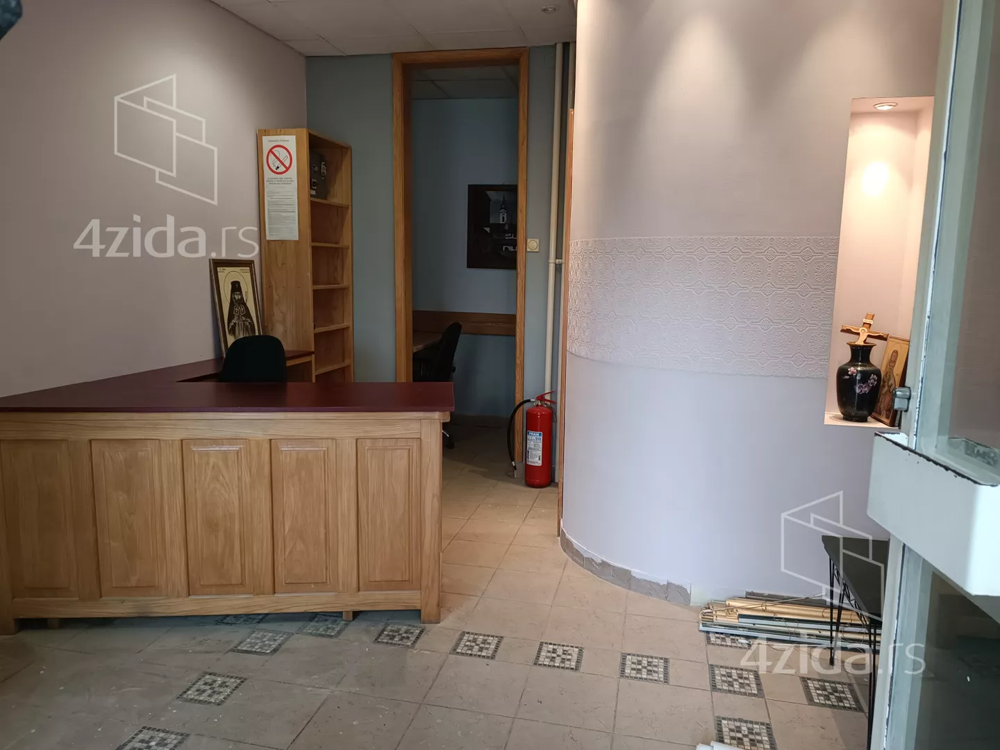 Lokal | 4zida