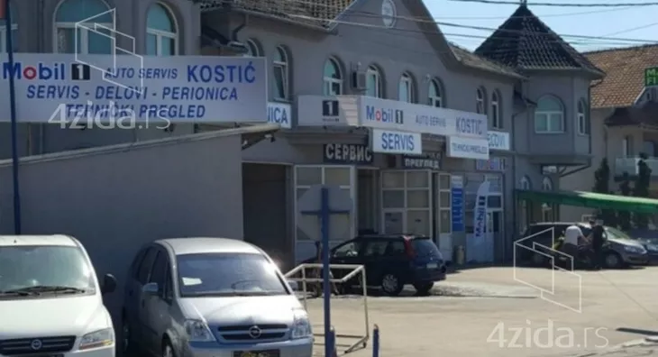 Poslovna zgrada | 4zida