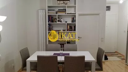 Gospodara Vučića | 4zida.rs