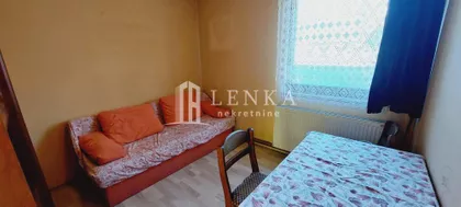 Aleksandra Radosavljevića | 4zida.rs