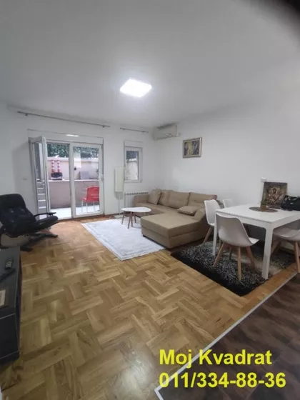 Miklošićeva | 4zida.rs