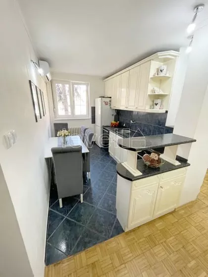 Stara Detelinara | 4zida.rs