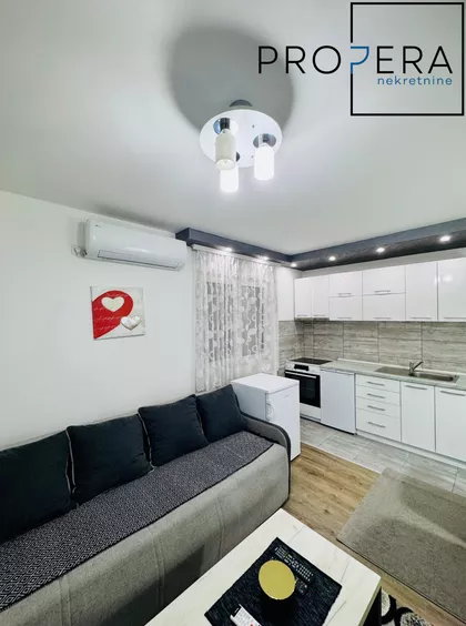 Sretena Stefanovića | 4zida.rs