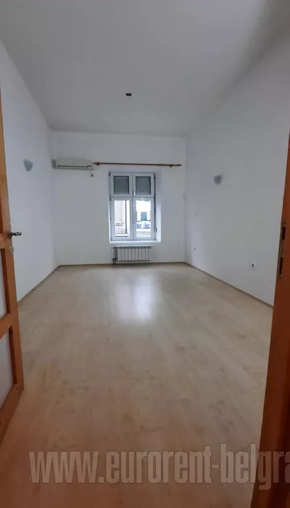 ZEMUN CENTAR | 4zida.rs