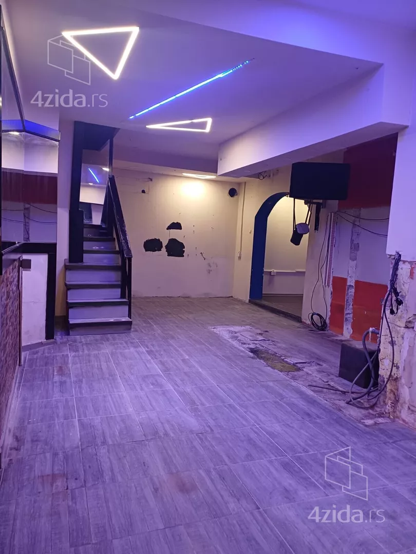 Lokal | 4zida