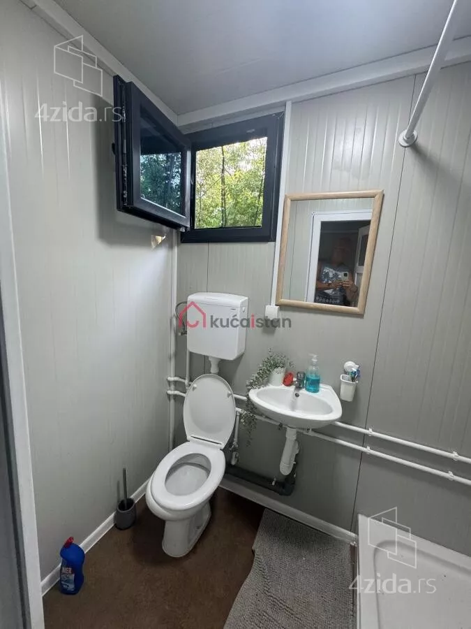 Plac | 4zida