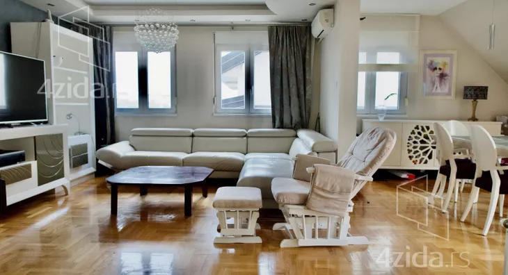 Troiposoban stan | 4zida