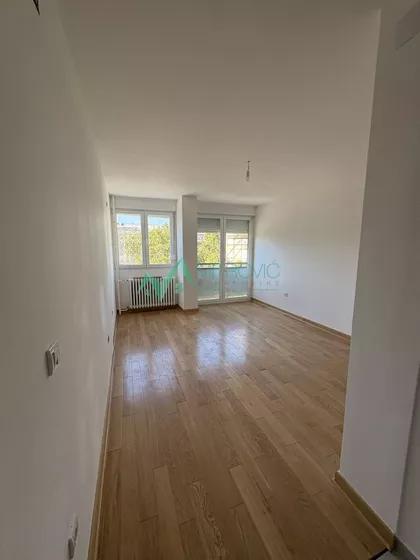 Bulevar Oslobođenja | 4zida.rs
