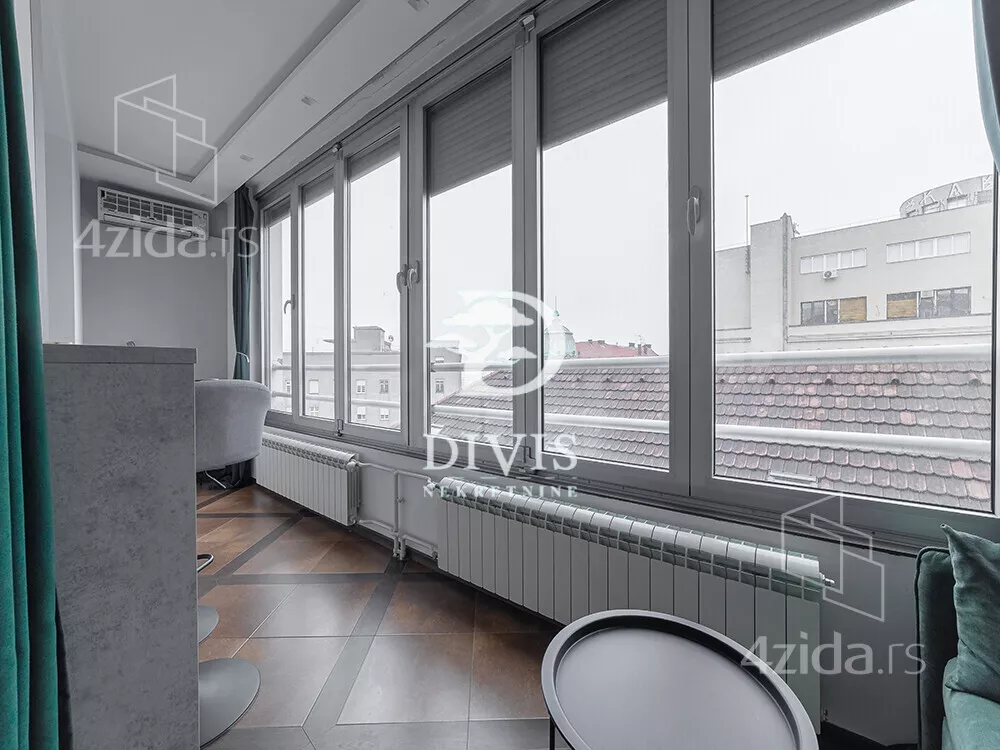 Petosoban stan | 4zida