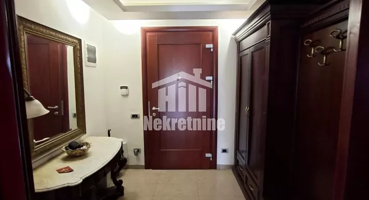 4-etažna kuća | 4zida