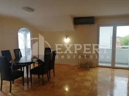 Momčila Milovanovića | 4zida.rs