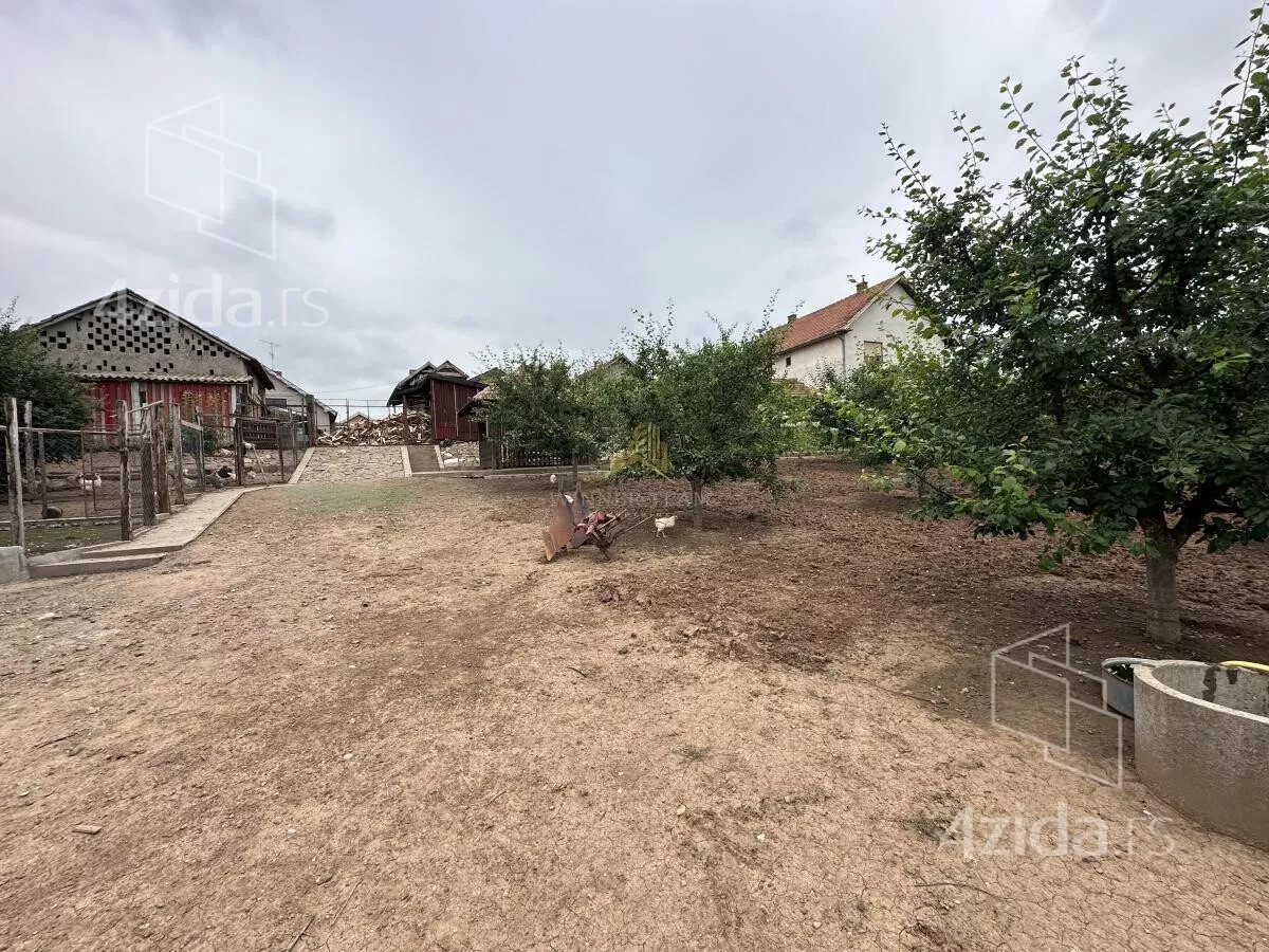 Plac | 4zida