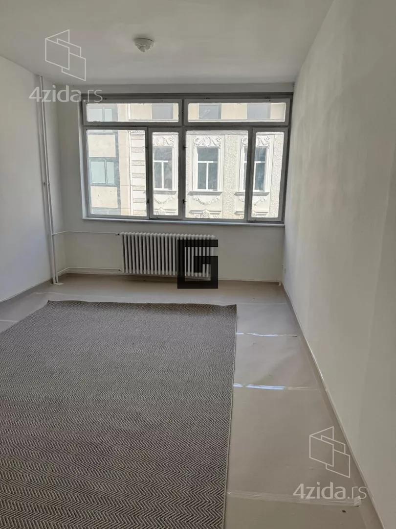 Šestosoban stan | 4zida