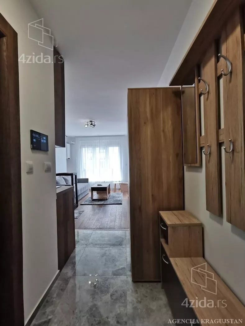 Garsonjera | 4zida