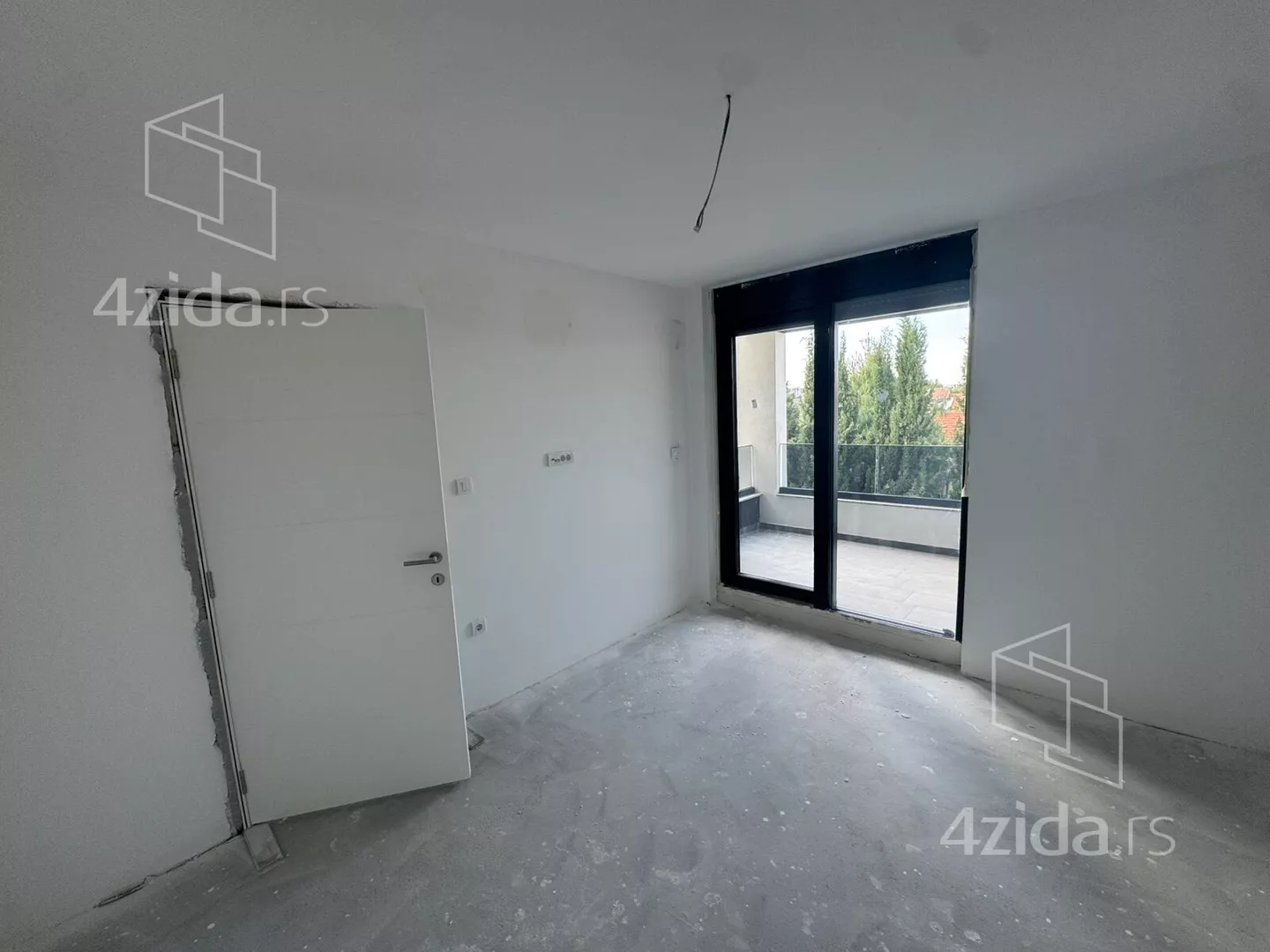Šestosoban stan | 4zida