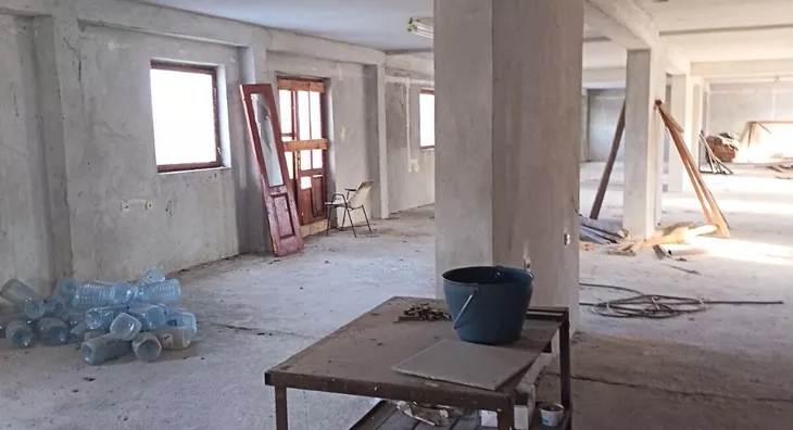 Poslovna zgrada | 4zida