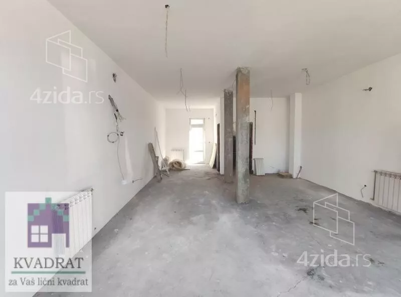 Lokal | 4zida