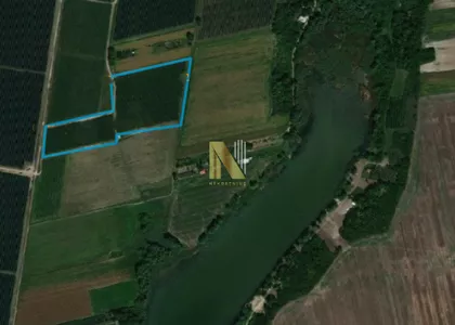 Okolne lokacije | 4zida.rs