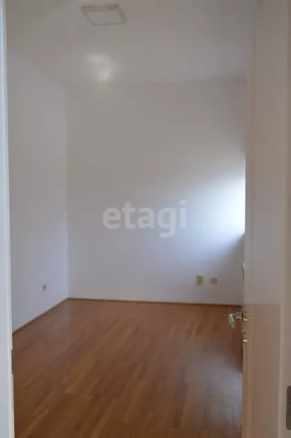 Miće Orlovića | 4zida.rs