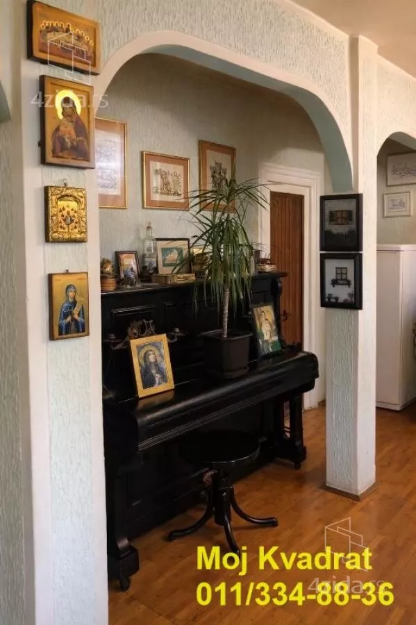 Troiposoban stan | 4zida