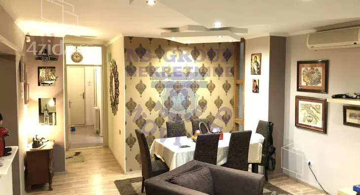 Troiposoban stan | 4zida