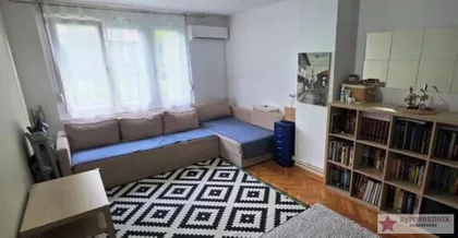 Gospodara Vučića | 4zida.rs