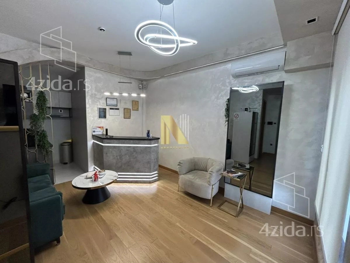 Poslovni prostor · 40 m² · Novi Sad