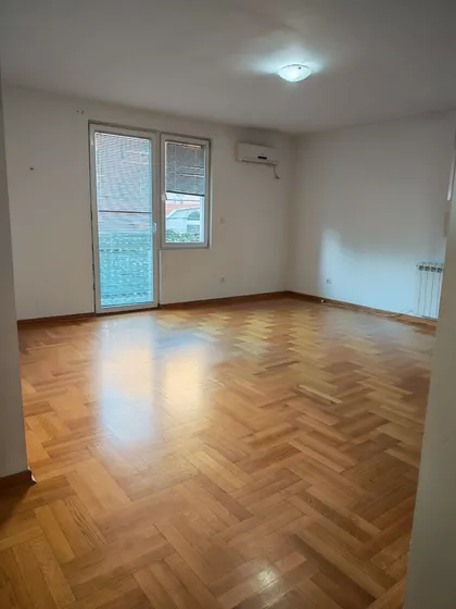 Dušanovac | 4zida.rs