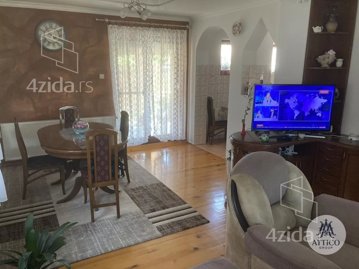 Kuća | 4zida