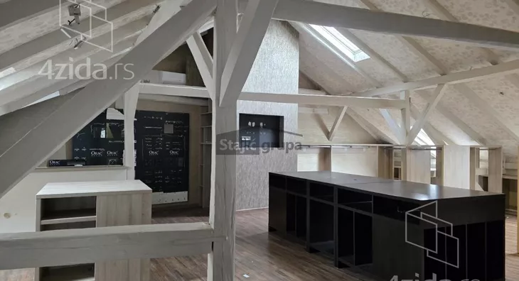 Poslovni prostor | 4zida