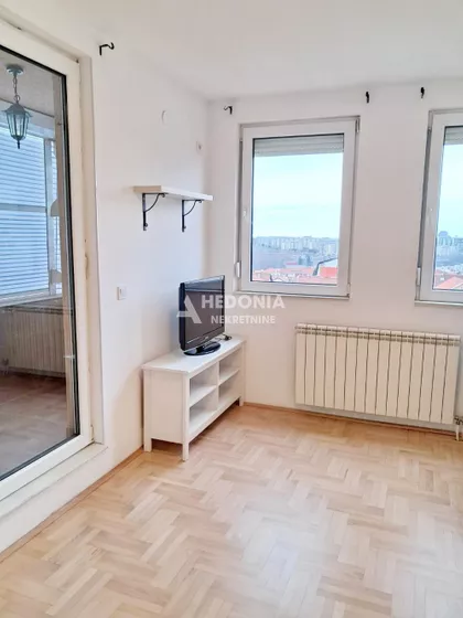 Miljana Miljanića | 4zida.rs