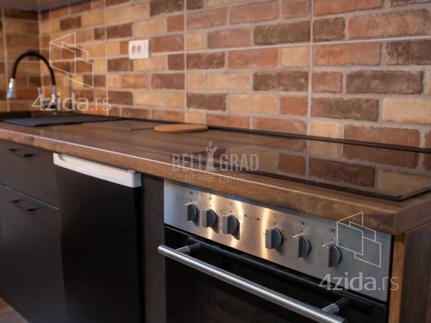 Jednosoban stan | 4zida