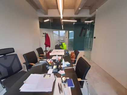 Autobuska Stanica | 4zida.rs