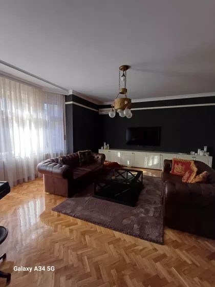Ištvana Sečenjija 6 | 4zida.rs