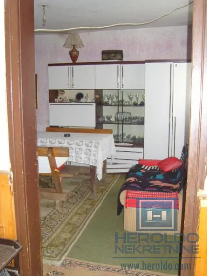 Majur | 4zida.rs