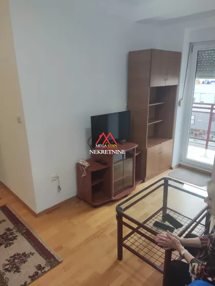 Bulevar Cara Lazara | 4zida.rs