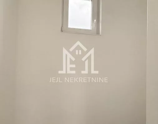 Osmosoban stan | 4zida