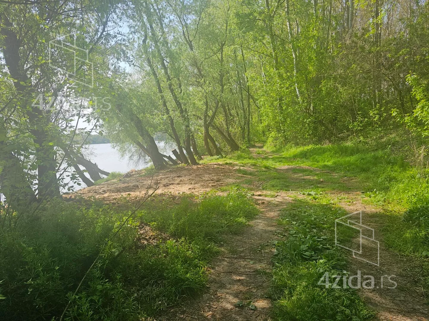 Građevinsko zemljište | 4zida