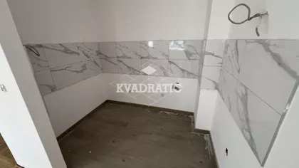 Crveni Krst Vračar | 4zida.rs