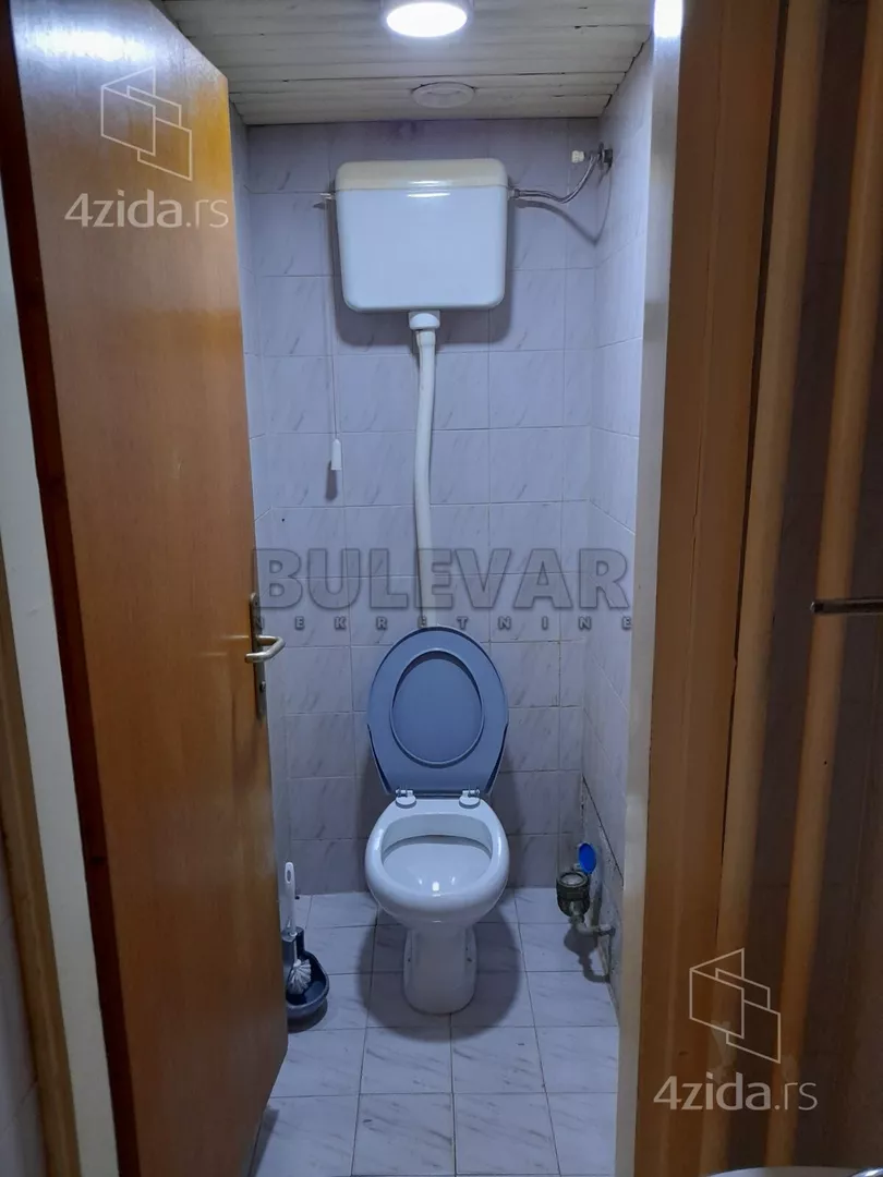 Lokal | 4zida